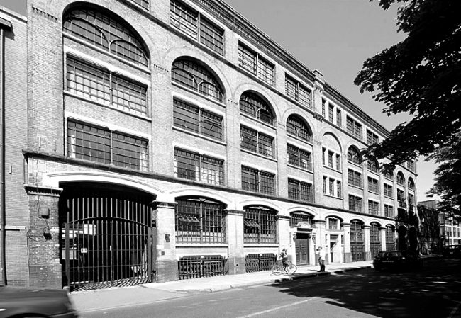 53-tanners-yardbw
